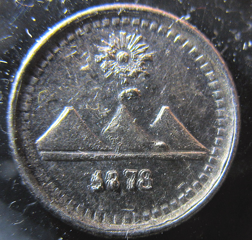 Volcanoes-On-Coins-From-Guatamala
